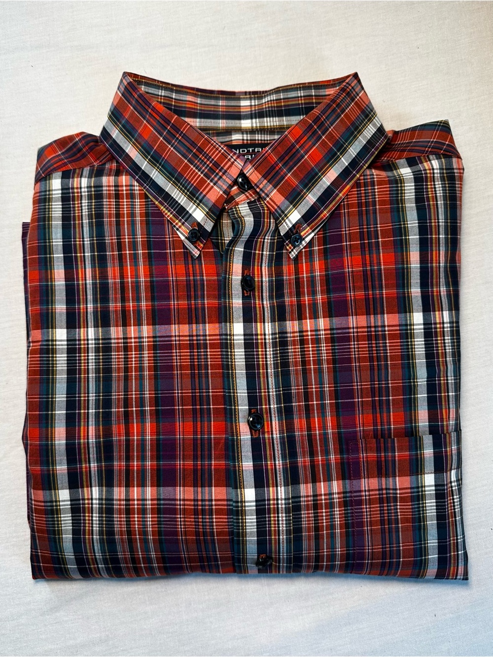 Roundtree & Yorke Plaid Button-Down Shirt Size L